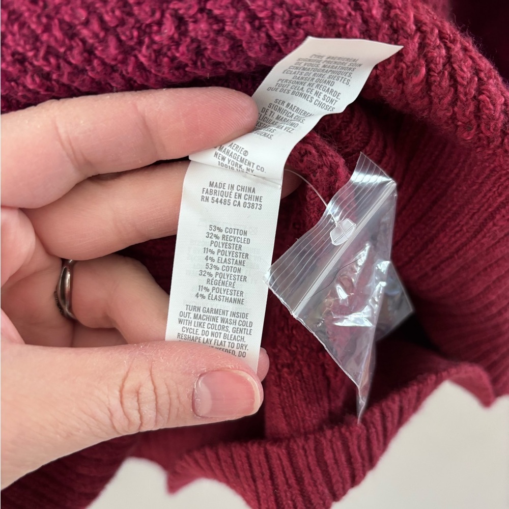 NWT Aerie Fuchsia Knit Oversized Pullover Sweater with Buttoned Collar, XS - Picture 2 of 3